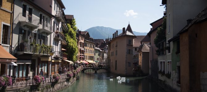 Annecy, promenade sur les bords du Thiou